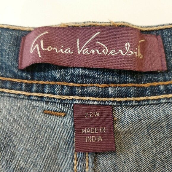 Gloria Vanderbilt Size 22W 43x29 Amanda High rise Straight Leg Med wash Jeans - Picture 11 of 12